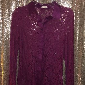 Long sleeve lace shirt